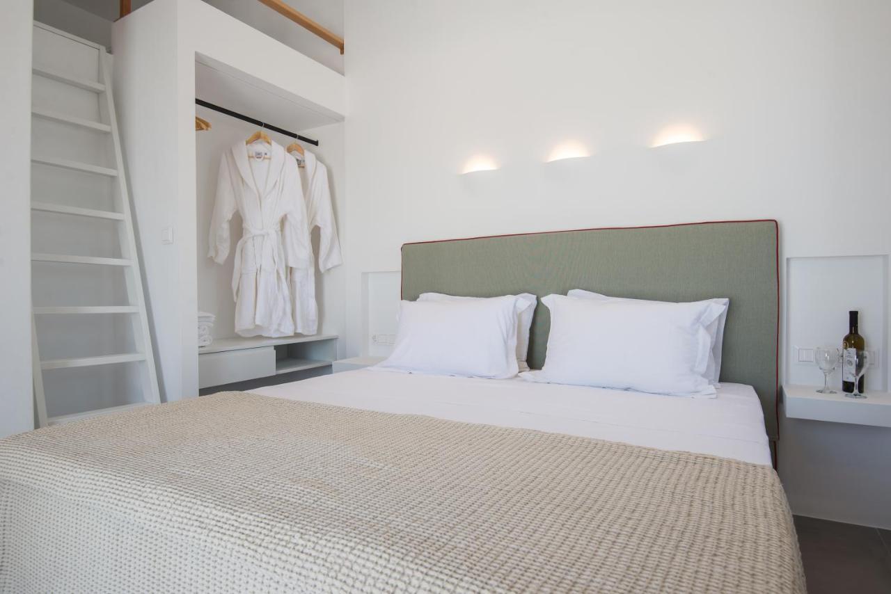Blue Mare Villas Parikia  Luaran gambar