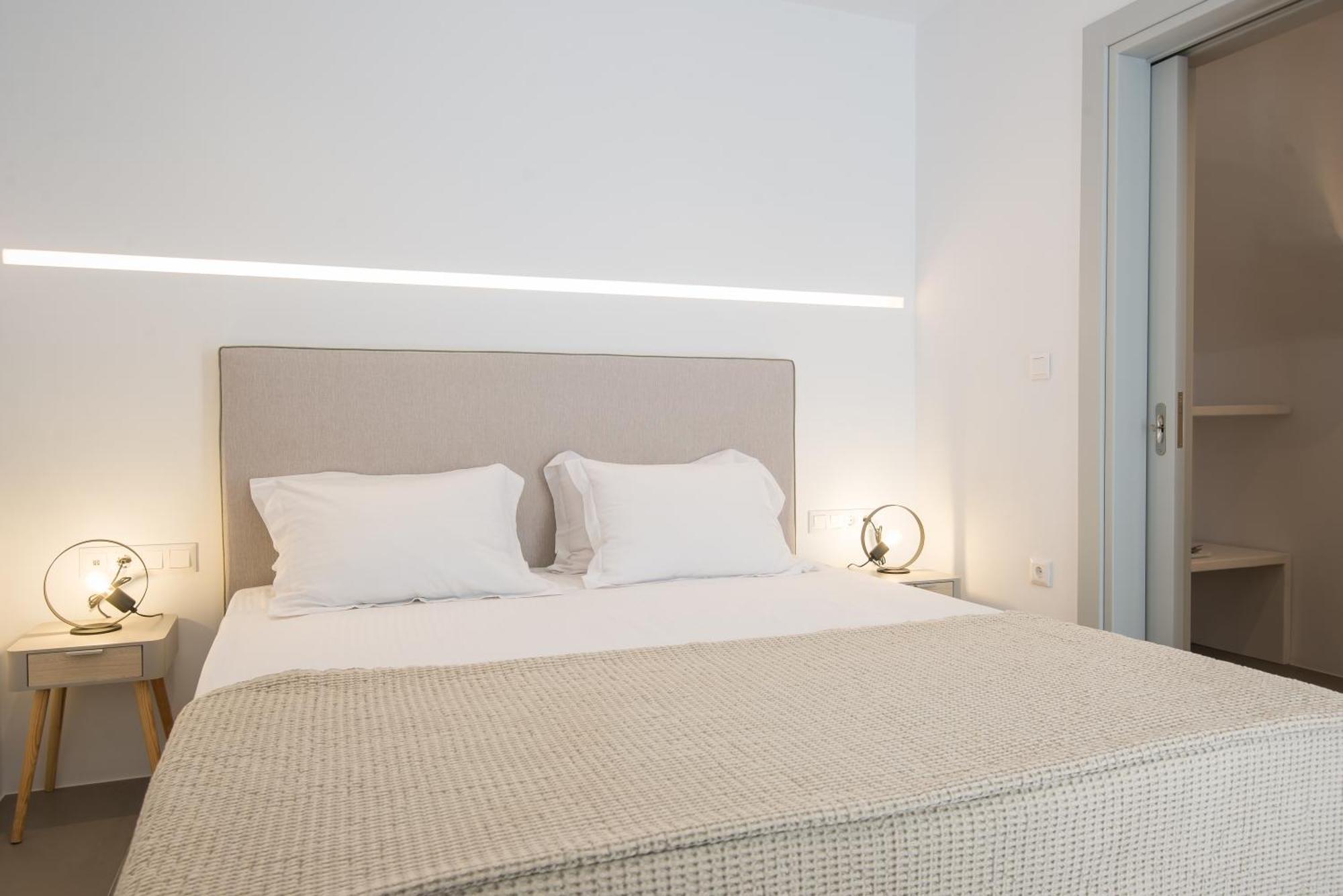 Blue Mare Villas Parikia  Luaran gambar