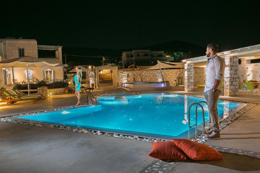 Blue Mare Villas Parikia  Luaran gambar