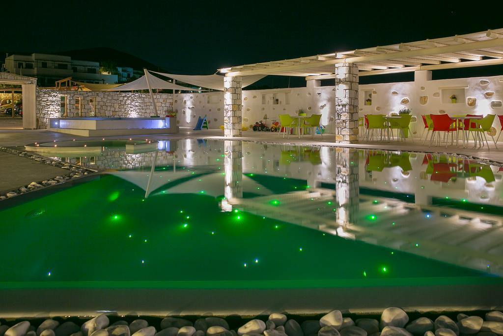 Blue Mare Villas Parikia  Luaran gambar
